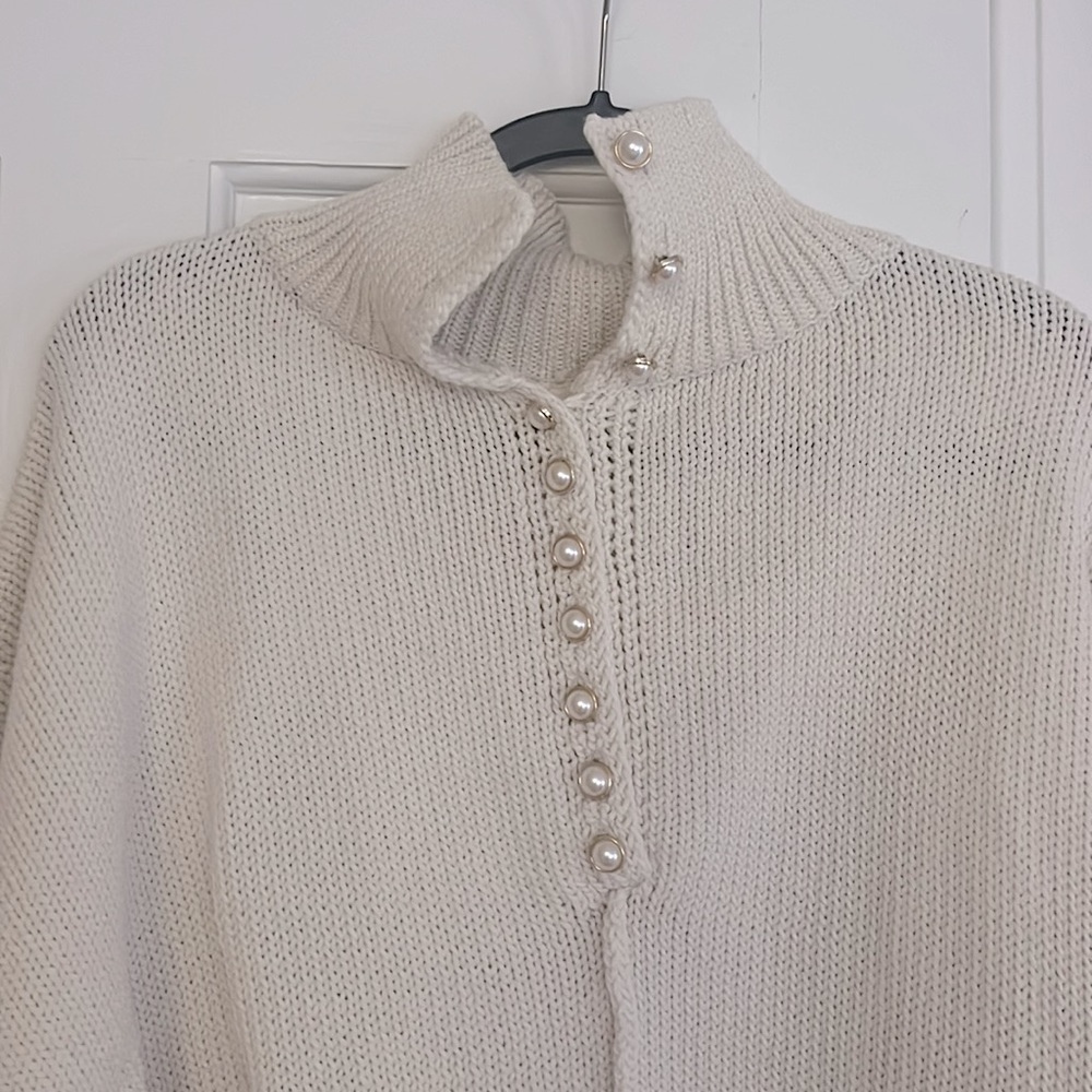 POL - Sweater - Picture 2 of 2